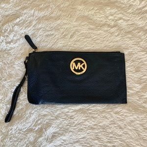 Michael Kors Wristlet Wallet